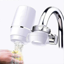 Robinet en nickel brossé avec système de filtration d'eau par osmose inverse pour évier de cuisine, design moderne et durable