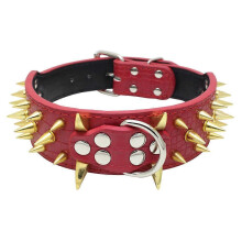 Elegante collar de cuero genuino para perros, duradero y ajustable, con diseño de pinchos dorados para mascotas a la moda.