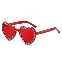 (Red)Gafas de sol hechas a mano con diamantes de imitación en forma de corazón de gelatina con Uv385 para vacaciones y uso informal