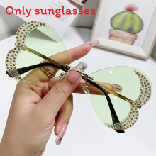 (Green)Trendy Heartshaped Sun Glasses With Metal Frame And Colorful Lenses For Summer Events Parties And