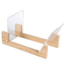 Platenrek van massief hout met displaystandaard van kristalhelder acryl, ruime opbergruimte voor vinylplaten met antislipgroeven.