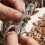 1PC Multi-function Nibbling Melon Seeds Household Tools Melon Seed Pliers Shelling Device Artifact Lazy Pine Nut Clip Scissors Shelling 1