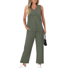 Women's Two-Piece Lounge Set Green Mock Neck Top and