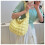 Bolsa de ombro feminina acolchoada grande 1