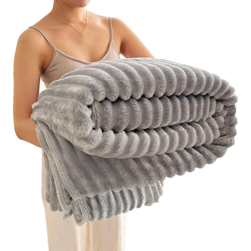 Rabbit Plush Nap Blanket Light Gray 100150cm