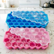 (Purple) Silicone Ice Cube Mold 37-Cavity Honeycomb Ice Cube Tray with Lid Large