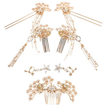 1Klassieke Chinese Haarstok Met Parels En Gedetailleerd Design