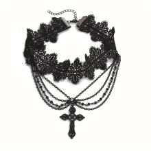Sort blonde choker med kors
