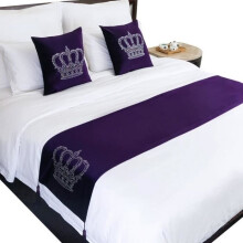 Wreath Pattern Modern Rhinestone Velvet Bed Runner 45x180cm Dark Purple