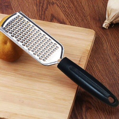 Grattugia portatile in acciaio inox per limoni e agrumi 2