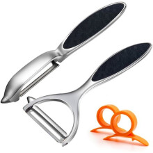 Pelapatate in acciaio inox per patate, carote e melanzane con impugnatura ergonomica, disponibile in diversi colori. Forbici da cucina.