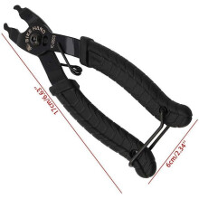 Kit d'outils pour chaîne de vélo, comprenant une pince, un dérive-chaîne et un vérificateur de chaîne.