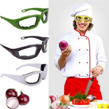 Set of 4 anti-onion safety glasses for kitchen use, anti-spice, eye protection with inner sponge for food processor