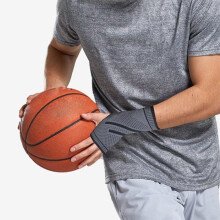 Wrist protection, sports bandage, wrist wrap, fitness, gym gloves, protection against wrist sprains