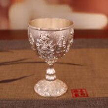 (Silver)Vidrio espiritual artístico de aleación de zinc con patrón clásico en relieve para colección de fiestas y
