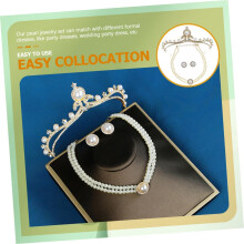Damessieradenset: pareltiara, halsketting en oorbellen van legering en strass-steentjes.