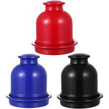 Juego de 3 vasos de plástico para dados con tapa, fáciles de usar y limpiar, color surtido.