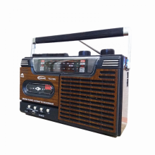 Kassettspiller AM FM-radio Sterkt signal Støyfritt Støtter lagringskort og USB Bærbar kassettspiller Opptaker EU-plugg 220V