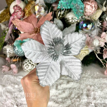 Hvid og sølv magnolia på en hakke - blomster til juletræ 19,5 cm