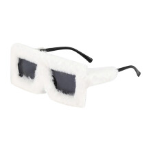 (10) Modern Style Oversized Pilot Sunglasses Lightweight Plush Polarized Lens For Birthday Girl Fashion Shades Multicolor