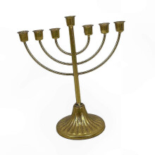 (7 Branch) Hanukkah Candlestick Holder with Exquisite Design for Holiday Tradition