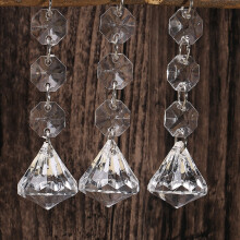 Ornements en acrylique transparent effet cristal pour embellir un lustre, décorations de sapin de Noël avec anneaux chromés, parfaits pour les
