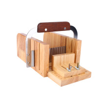 Kit de fabrication de savon durable, moules à savon artisanaux avec poignée en bois et séparateur amovible pour de nombreuses applications, moule