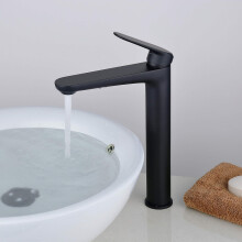 Robinets de salle de bain modernes avec valves en céramique, en laiton massif pour un nettoyage facile et une résistance à la corrosion et à la