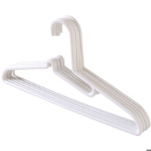 10 einfache Kleiderbügel – Weiß