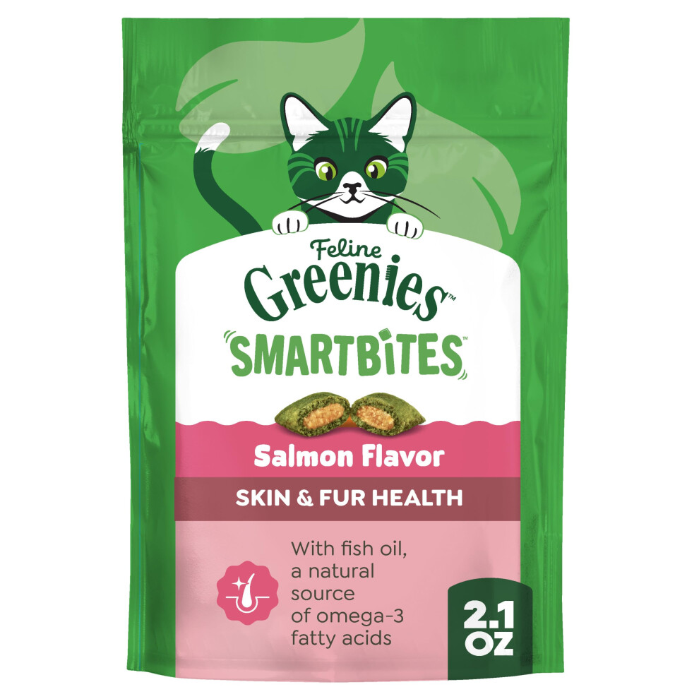 Greenies Feline Smartbites Skin & Fur Crunchy And Soft Cat Treats, Salmon Flavor, 2.1 Oz. Pack