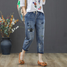 Calças jeans femininas para primavera e outono com bordados artísticos rasgados, modelo capri, cintura alta elástica, tamanhos grandes. Calças