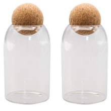 Decoratieve, luchtdichte pot van hoogwaardig borosilicaatglas met elegante vorm, geschikt voor het opbergen van heldere glazen flessen. Veelzijdige