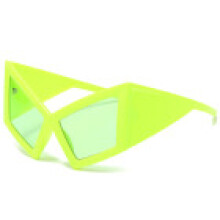 (Style 4)Trendy Big Frame Cat Eye Sunglasses With Shine Black And Gray Lenses For Poolside And Days Casual