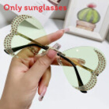 (Green)Trendy Heartshaped Sun Glasses With Metal Frame And Colorful Lenses For Summer Events And Parties
