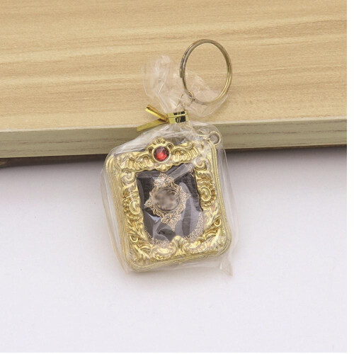 Leuke creatieve hanger, autohanger, tasaccessoire, sieraden, sleutelhanger. 1