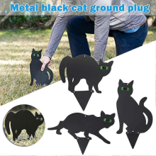 Ensemble de 3 décorations de jardin en métal en forme de chat avec yeux réfléchissants et piquet inclus.