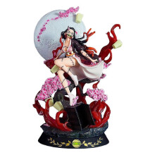 Small-sized Nezuko (Exploding Blood) figure, Demon Slayer cube, Kamado (Demon Transformation) puppet statue, anime ornament.