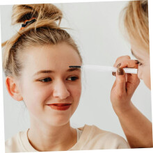 Doppelseitiger Augenbrauenkamm und Wimpernbürste, kleines, feinzahniges Spiraldesign aus Stahl