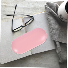 Custodia rigida per occhiali da vista e da sole, ideale per esterni, con chiusura sicura.