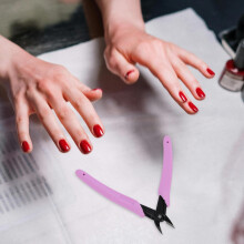 Pince à ongles en acier inoxydable, ciseaux à strass, outil portable en métal pour retirer les strass, fournitures de manucure DIY, violet