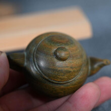 Ornement de théière sculpté, sculpture artisanale, petit et délicat, en bois de santal, merveilleux