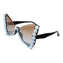 Elegante Schmetterlings-Sonnenbrille mit Perlenrahmen und-1