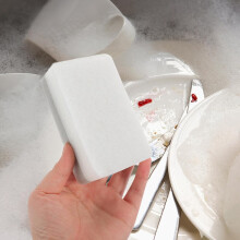 Lot de 10 éponges à récurer pour la cuisine, couleurs assorties, réutilisables, pour un nettoyage en profondeur des surfaces de travail.