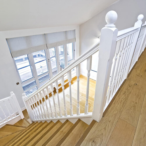 Johnstone's Johnstone's - Quick Dry Gloss Primer Undercoat - Brilliant White - Water Based - 2