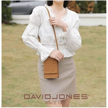 David Jones - Women's Cell Phone Crossbody Bag - Small Shoulder Bag - Elegant Faux Leather Clutch - Black