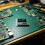 Le dock de chargement de connexion de claviers fléchit le câble 6