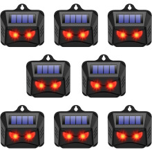 Paquete de 8 repelentes solares nocturnos para animales, ideales para exteriores, ahuyentadores de coyotes y con activación automática.