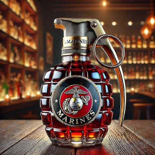 (Grenade D) New 300ml Whiskey Decanter Bald Eagle, Dachshund, Owl, Shaped Bottle, Eagle Shaped