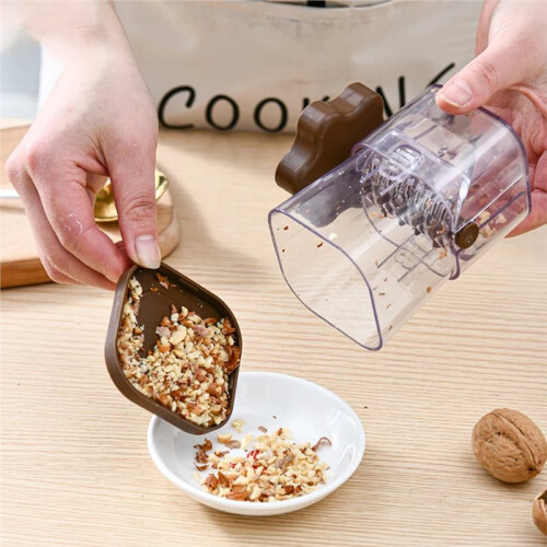 Nut Crusher Manual Peanut Paste Masher Portable Dried Fruit Crusher Grinder Hand Walnut Chocolate Chopper