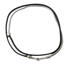 Collier tendance polyvalent en cuir noir et chaîne-argent